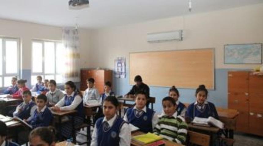 Payas'ta Okullar Hayat Buluyor