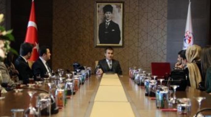 Melikşah&rsquo;lı &Ouml;ğrencilerden Bakan Kılı&ccedil;&rsquo;a Ziyaret