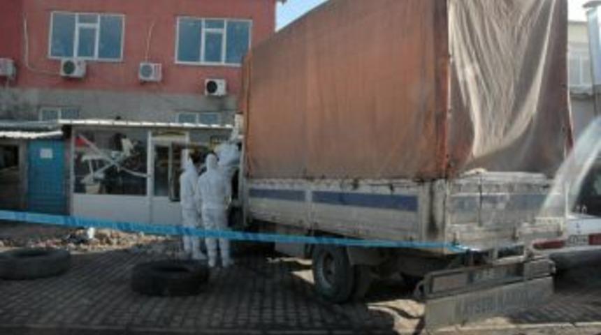 Kamyonda Uyuyan Şof&ouml;r Hayatını Kaybetti