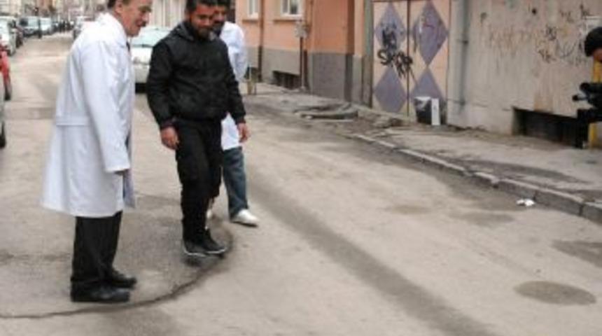 Suriye'de Kaybettiği Bacağına T&uuml;rkiye'de Protez Takıldı