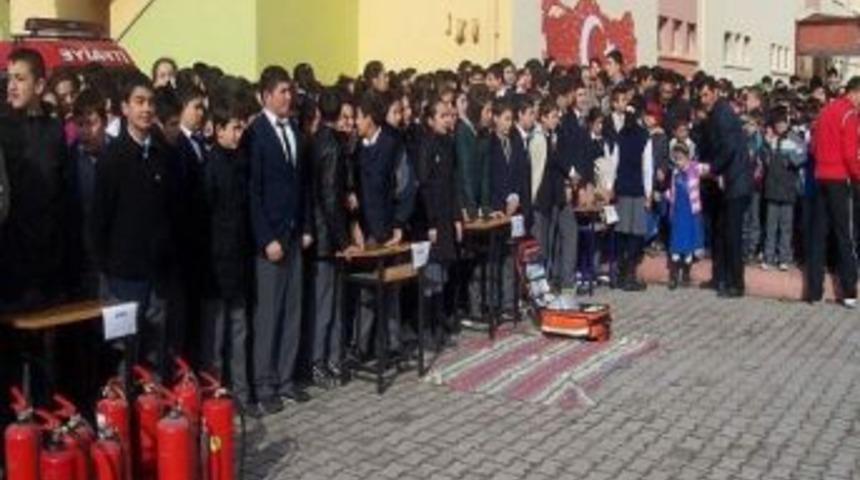 Okul Y&ouml;neticilerine Afet Ve Acil Durum Semineri Verildi