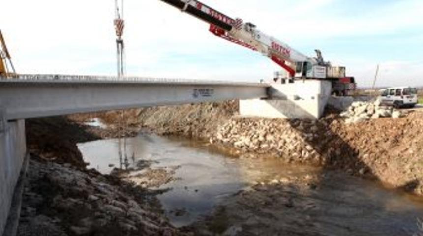 S&ouml;ğ&uuml;tl&uuml;&rsquo;ye Inşa Edilecek Yeni K&ouml;pr&uuml;yle K&ouml;ylere Ulaşım Kolayca Sağlanacak