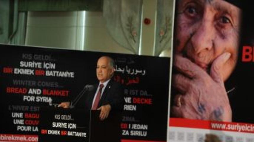 Akar: T&uuml;rk Kızılayı, Suriye'ye Yardım Kampanyasının Hizmetindedir