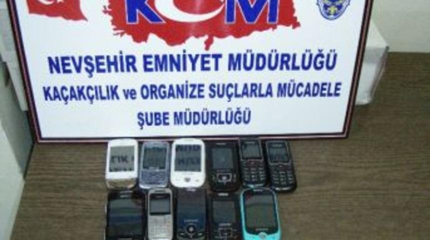 Nevşehir&rsquo;de 15 Adet Ka&ccedil;ak Cep Telefonu Ele Ge&ccedil;irildi
