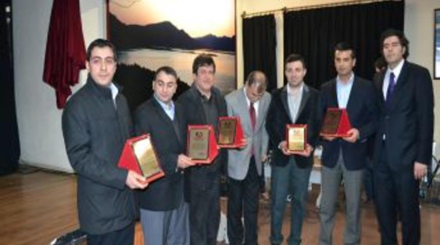 Hırsız Isimli Tiyatro Oyunu Eğirdir'de Sahnelendi