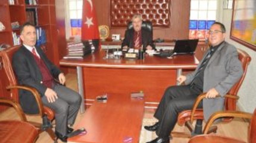 İha Y&ouml;neticilerinden Eser&rsquo;e Ziyaret