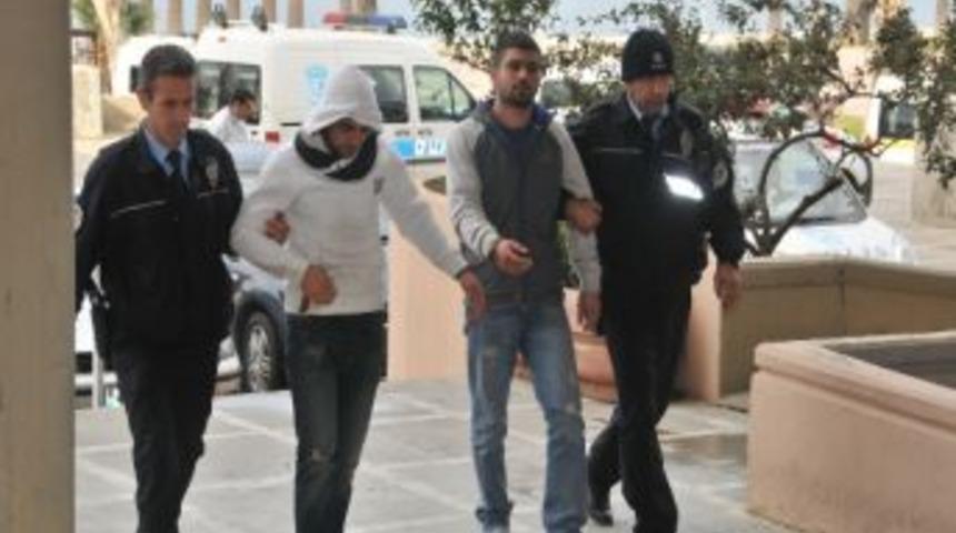 Aliağa Polisi Hırsızlara G&ouml;z A&ccedil;tırmıyor