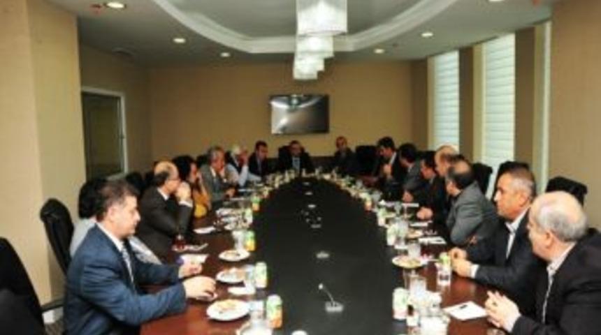 Yy&uuml; Heyeti Vatbo &Uuml;yeleriyle Bir Araya Geldi