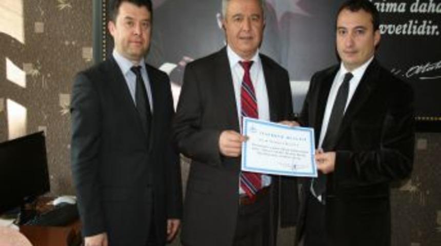 Sakatlar Derneği, Denizli Devlet Hastanesi&rsquo;ne Tekerlekli Sandalye Bağışladı