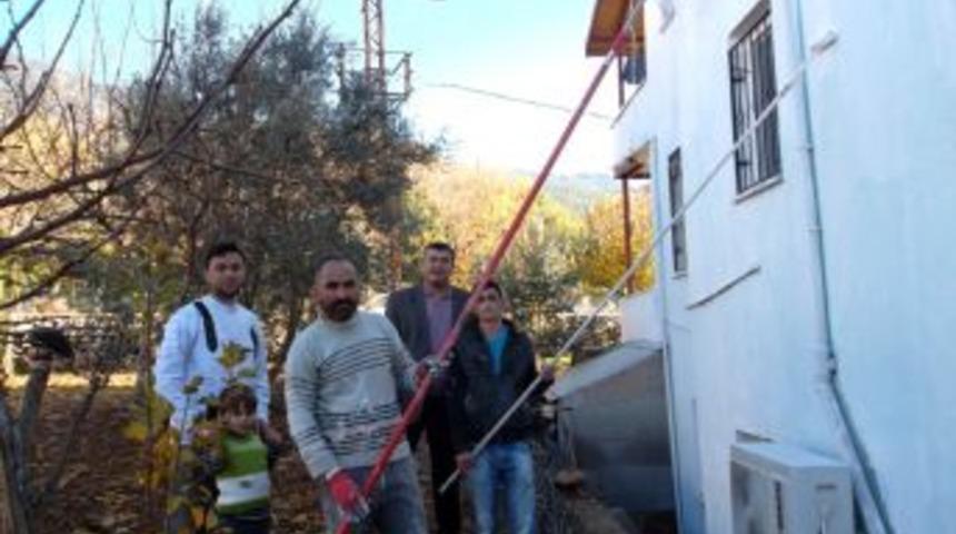 CHP'li Başkandan Cami Ve Kur'an Kursuna Destek