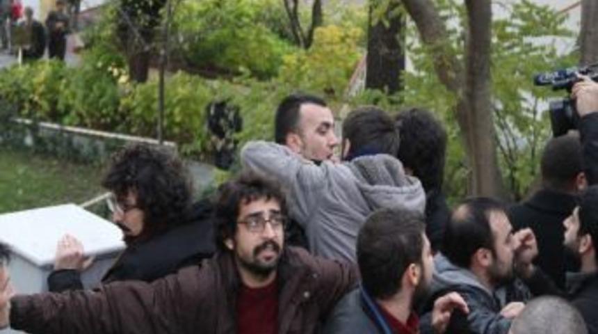 Galatasaray &Uuml;niversitesi&rsquo;nde Arbede