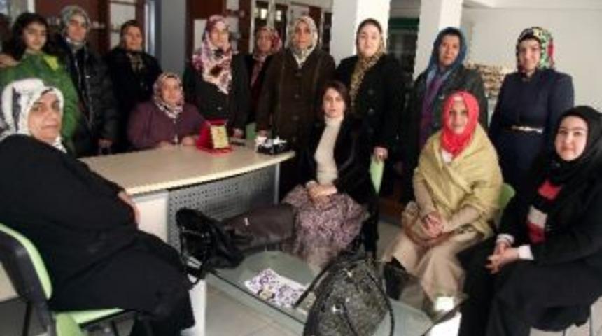 Adıyaman'ın Tek Kadın Kooperatif&ccedil;isine Plaket