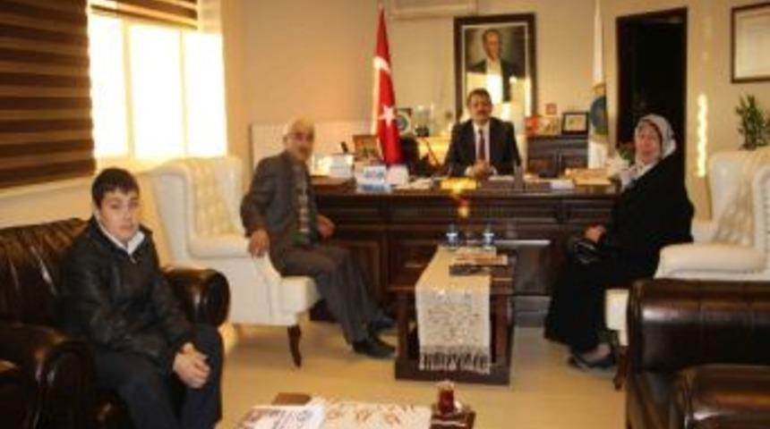 Başkan Akın&rsquo;a Bir Teşekk&uuml;rde Şiremir&ccedil;avuş&rsquo;dan