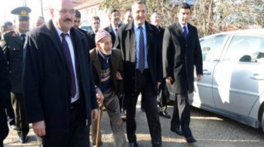 Denizli Valisi Demir, Tavas Ve Acıpayam&rsquo;da Incelemelerde Bulundu