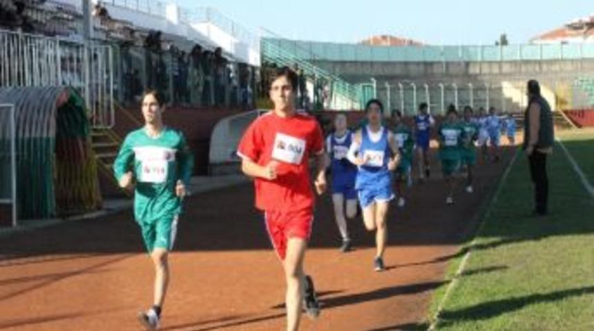 Atat&uuml;rk Koşusuna Tartışmalar G&ouml;lge D&uuml;ş&uuml;rd&uuml;