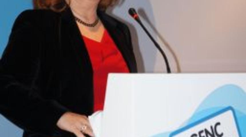 Kadınların Sorunlarına &lsquo;Gen&ccedil; Fikirler G&uuml;&ccedil;l&uuml; Kadınlar&rsquo; &Ccedil;&ouml;z&uuml;m Olacak