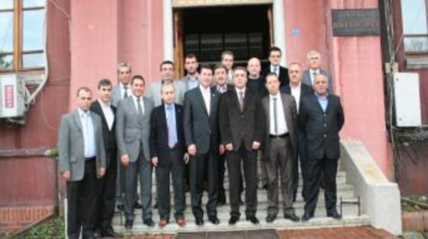 Ulupınar Ve Ak Parti Y&ouml;netimi