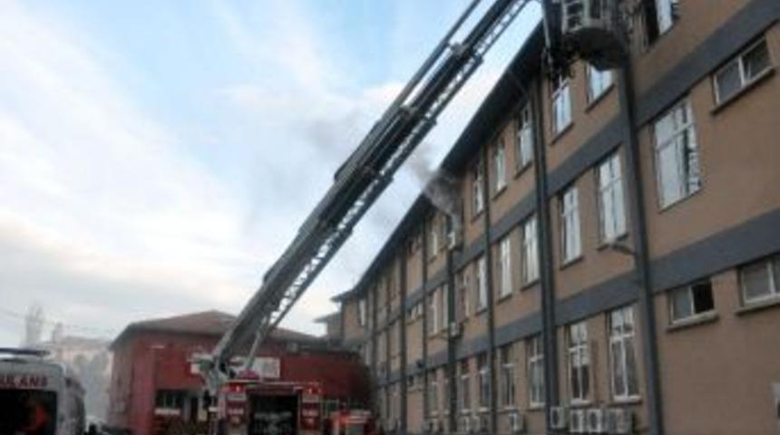 Hastanedeki Tatbikatta 1 &Ouml;l&uuml;, 10 Yaralı