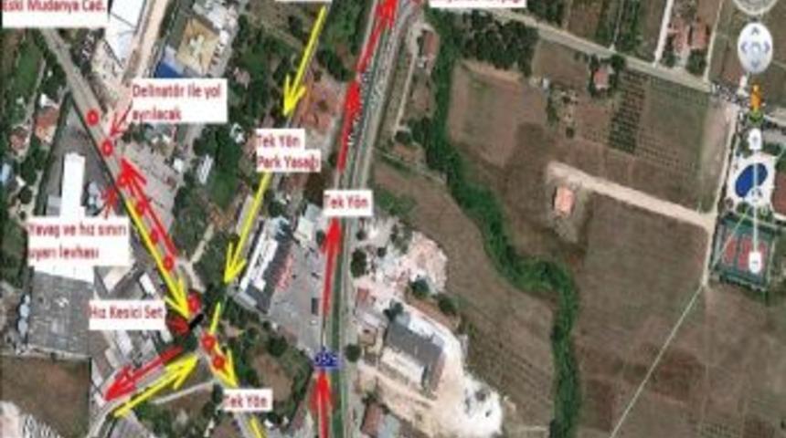 Bademli K&ouml;pr&uuml;l&uuml; Kavşağında İnşaat Başladı