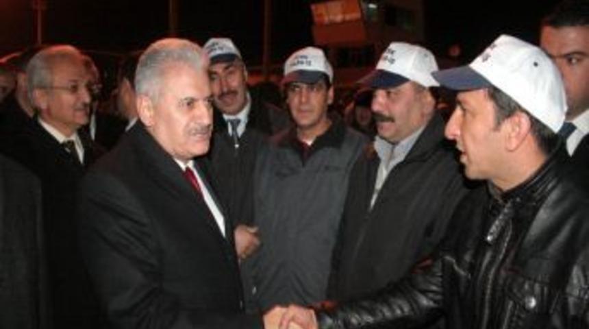 Bakan Yıldırım Erzincan&rsquo;da