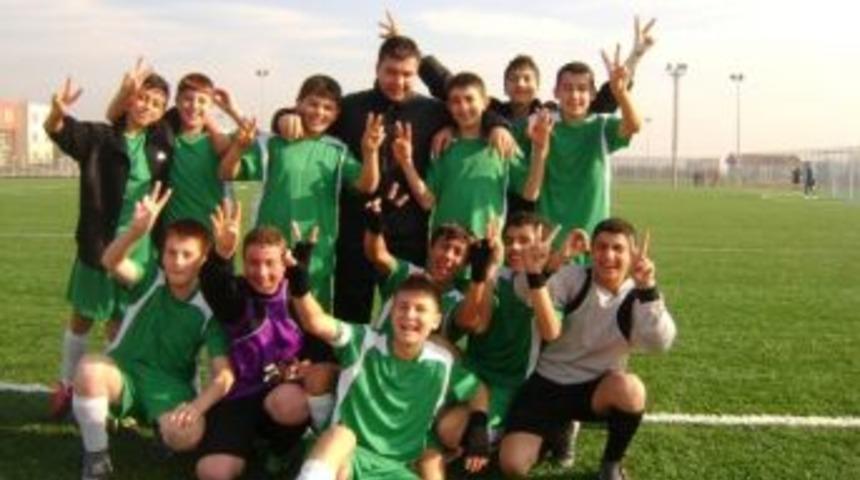 Balyalı Yıldız Futbolcuların Başarı Sevinci