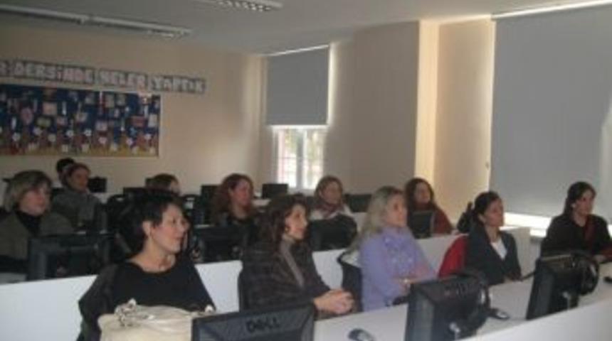 Kolejde &lsquo;&ouml;n Ergenlik&rsquo; Semineri