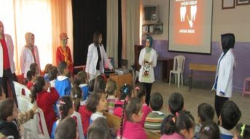 Ödemişli Üniversite Öğrencileri Projeden Projeye Koşuyor