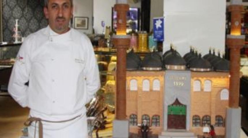 Ulucami'nin Pastadan Yapılan Maketi G&ouml;z Kamaştırıyor