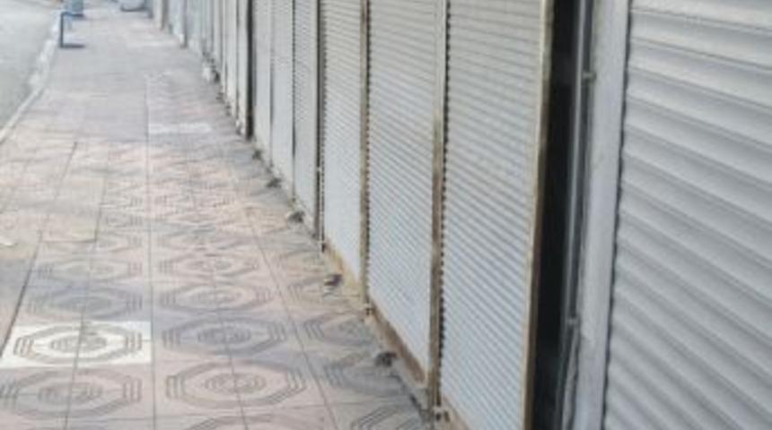 Uludere İ&ccedil;in Esnaf Kepenk Kapattı