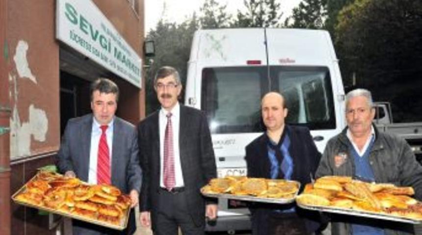 Simit&ccedil;iler Odası'ndan Sevgi Market&rsquo;e Destek