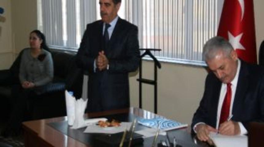 Bakan Binali Yıldırım&rsquo;dan Kars Belediyesi &Ccedil;alışmlarına Destek