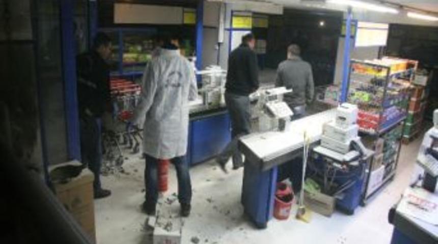 Markete Molotof Atan Zanlılar Yakalandı