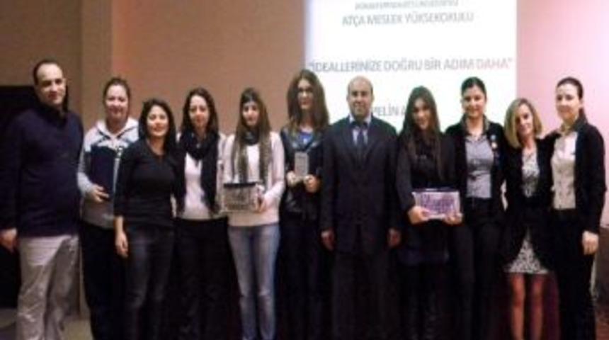 Ad&uuml; At&ccedil;a Meslek Y&uuml;ksek Okulu Sloganını Belirledi