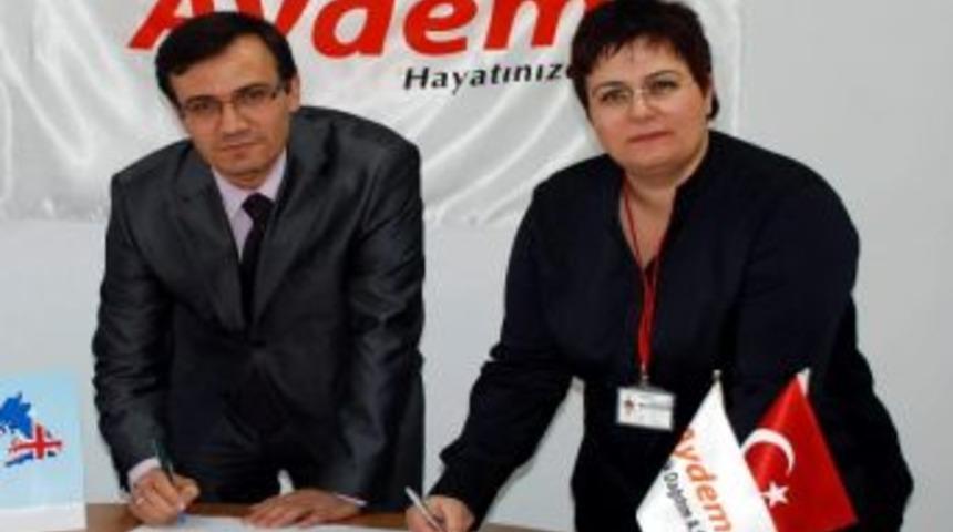 Aydem Personeli İngilizce &Ouml;ğreniyor