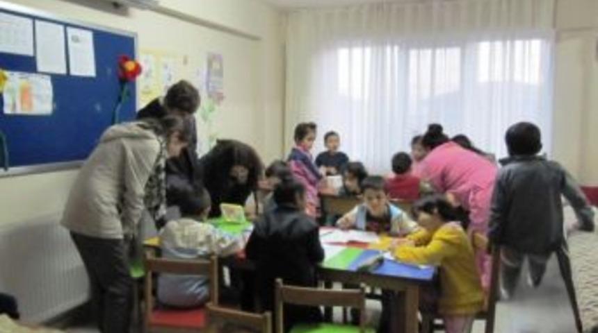 Anadolu &Ouml;ğretmen Lisesi&rsquo;nden &Ccedil;ocuk Yuvası Ziyareti
