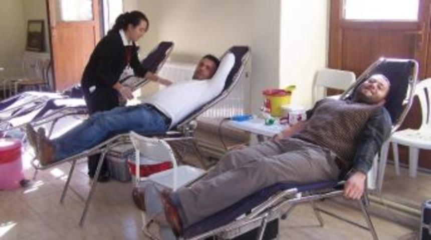 Korkuteli&rsquo;de Kan Bağışı S&uuml;r&uuml;yor