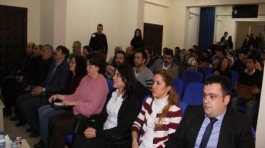 Ne&uuml;&rsquo;de &lsquo;mehmet Akif Ersoy&rsquo; Konulu Konferans