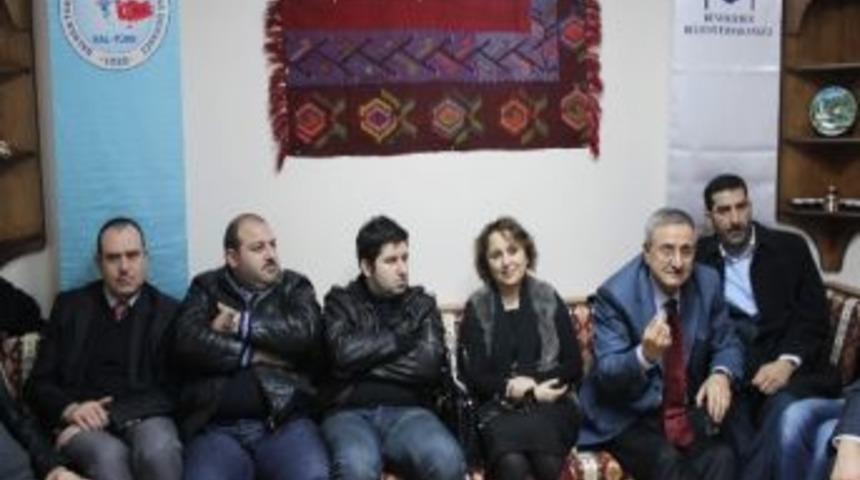 Balkan K&uuml;lt&uuml;r Evi'nde Bilgilendirme Toplantısı