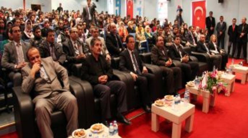 İŞKUR, 2012'de 500 Bin Kişiye Iş Imkanı Sağladı