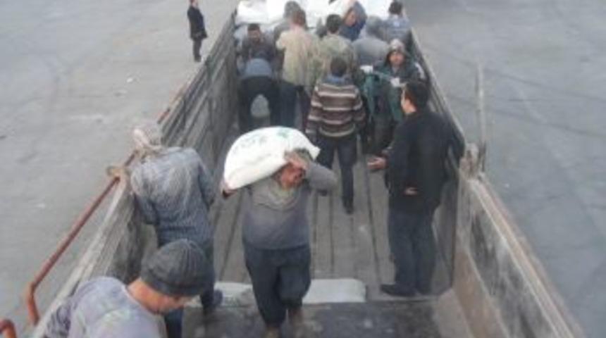 Suriyeliler, T&uuml;rkiye&rsquo;nin Yardımlarıyla Hayata Tutunuyor