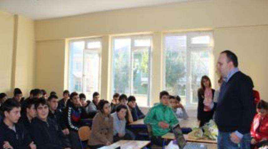 Kaynaşlı S&uuml;perlit Otelcilik Ve Turizm Meslek Lisesinde Girişimcilik Ve Kariyer G&uuml;n&uuml;