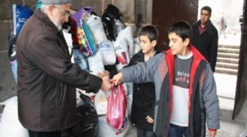 Suriye&rsquo;ye 1 Tl&rsquo;lik &Ccedil;are