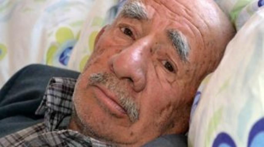 Evlatlarının Bakmadığı Yaşlı Adama Devlet Sahip &Ccedil;ıktı