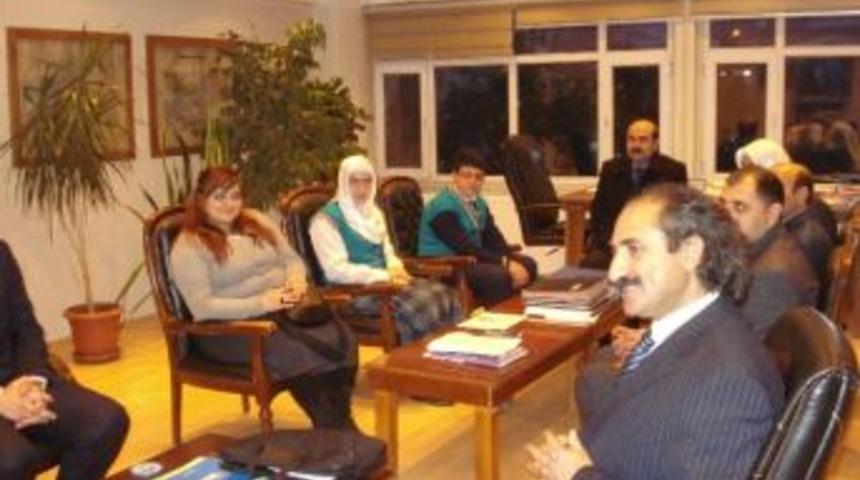 &Ouml;ğrencilerden Kaymakam G&ouml;r&uuml;kmez&rsquo;e Ziyaret