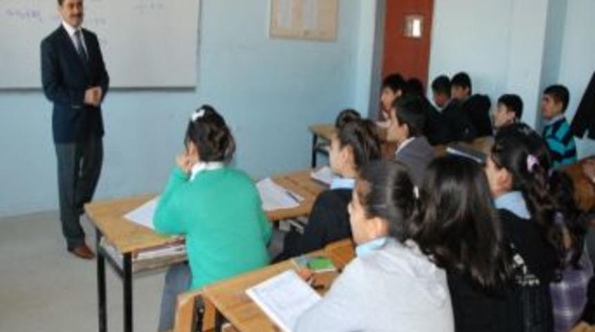 İl Milli Eğitim M&uuml;d&uuml;r&uuml; İlci'den Okul Ziyareti