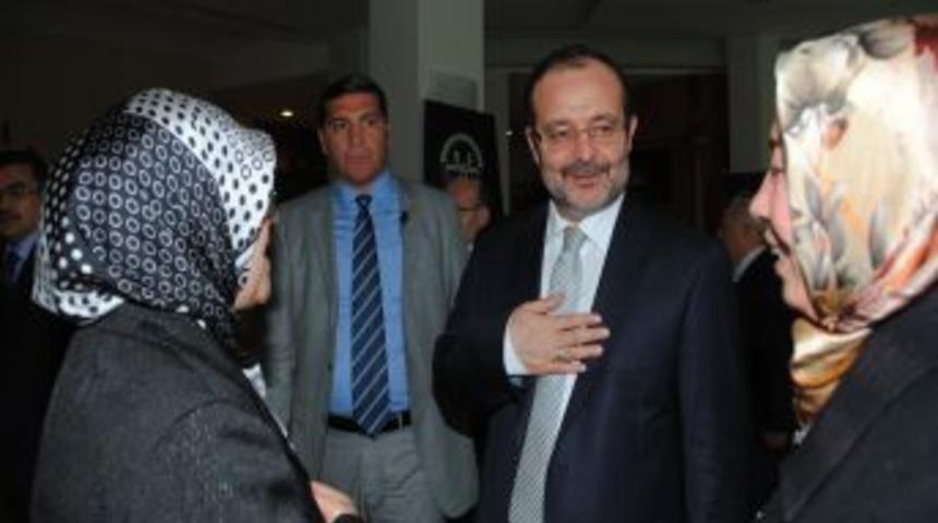 G&ouml;rmez: Suriye Halkına Yardım Kış Boyunca S&uuml;recek