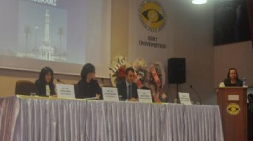 Siirt &Uuml;niversitesi'nde 'd&uuml;nden Bug&uuml;n Paramedik Mesleği' Paneli D&uuml;zenlendi