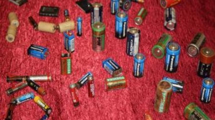 Atık Piller Altına D&ouml;n&uuml;şt&uuml;