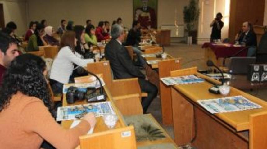 Gen&ccedil; İletişimciler Sordu, B&uuml;y&uuml;kşehir Belediye Başkanı K&uuml;&ccedil;&uuml;kler Yanıtladı