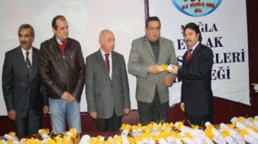 Emlak M&uuml;şavirleri Sertifikalarını Aldı